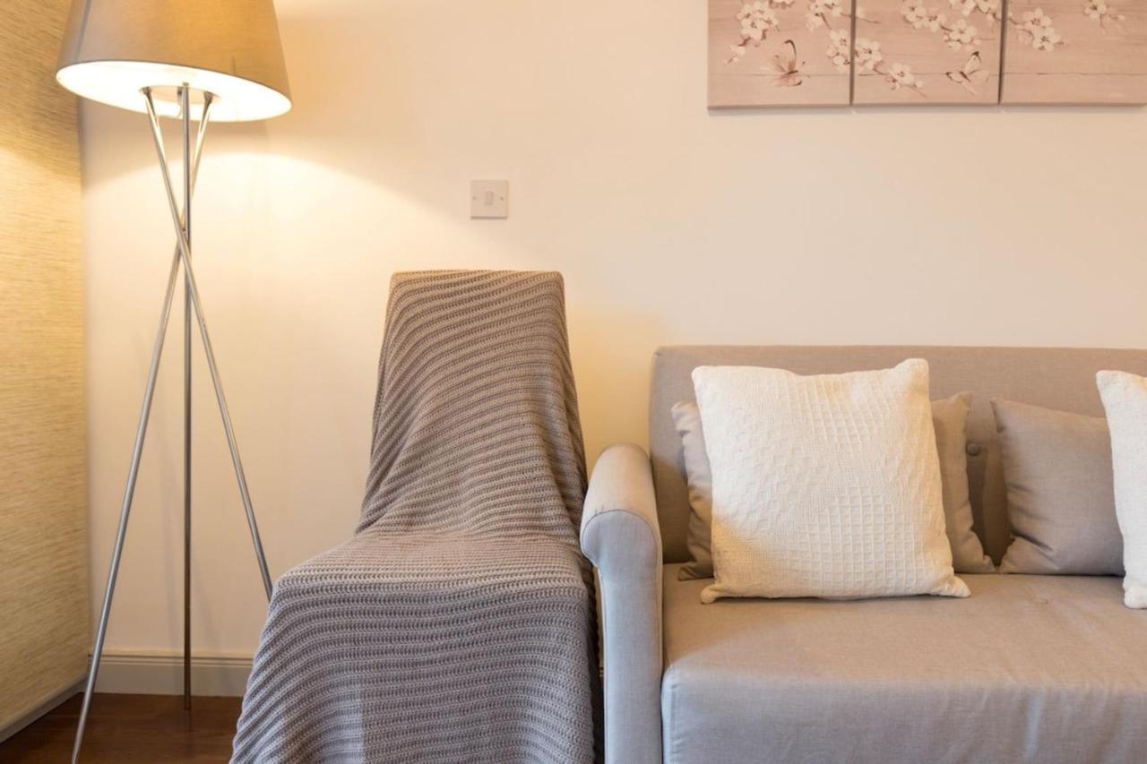 Beautiful 2 Bedroom Property In Borough Londres Extérieur photo