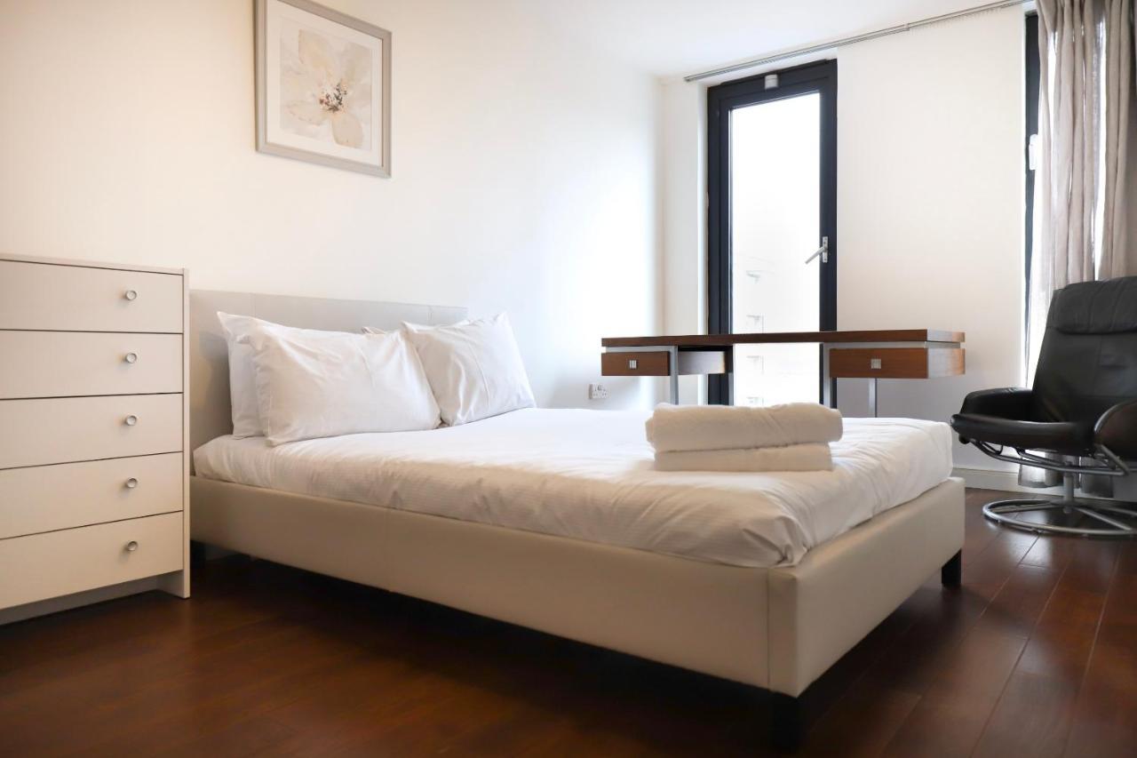 Beautiful 2 Bedroom Property In Borough Londres Extérieur photo