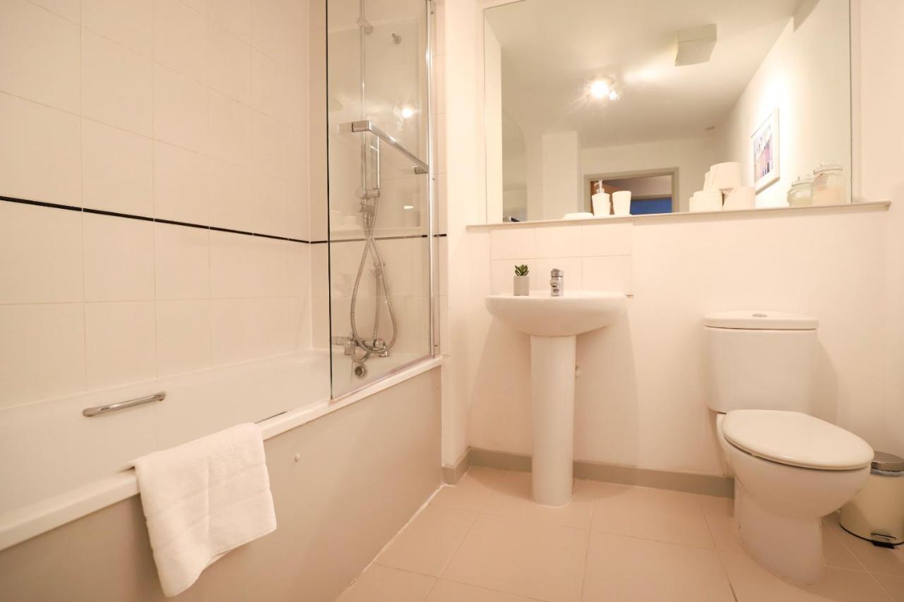 Beautiful 2 Bedroom Property In Borough Londres Extérieur photo