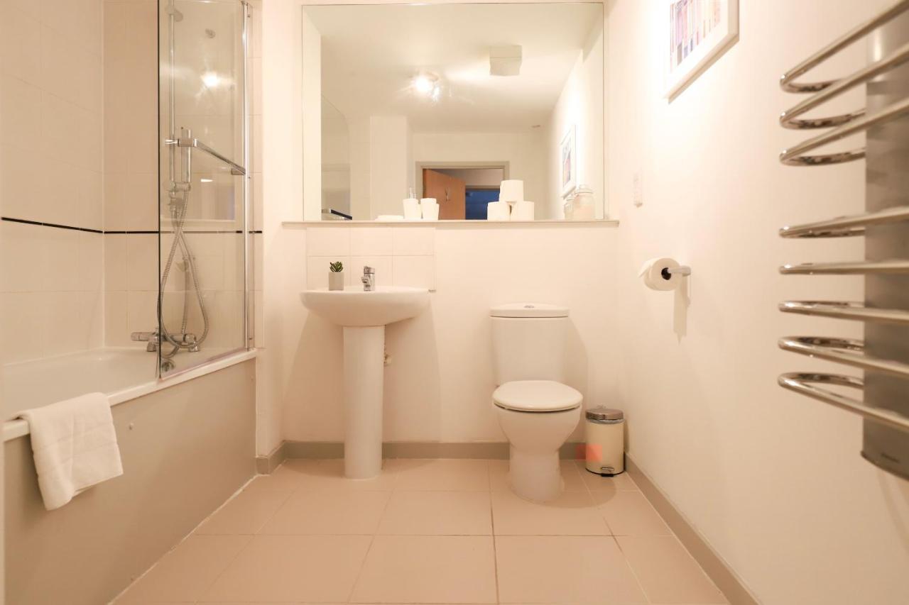 Beautiful 2 Bedroom Property In Borough Londres Extérieur photo