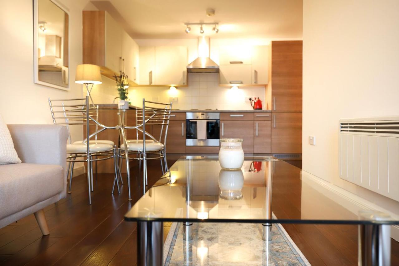Beautiful 2 Bedroom Property In Borough Londres Extérieur photo